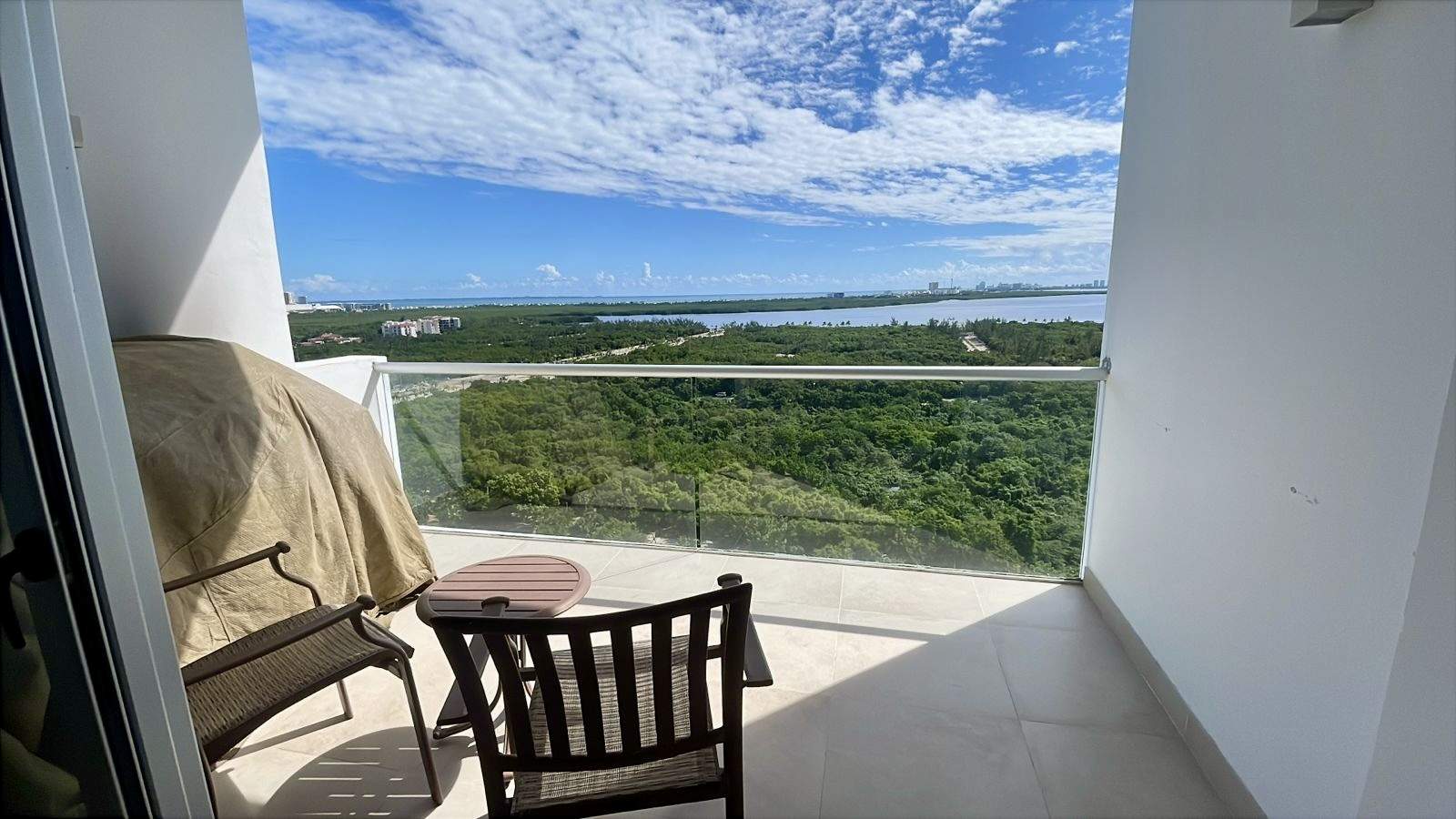 a9733812-3ba3-4b4f-8112-7f5c5b4cfc13